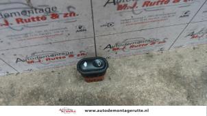 O107090 Gebruikte ruit schakelaar elektrisch Ford Transit