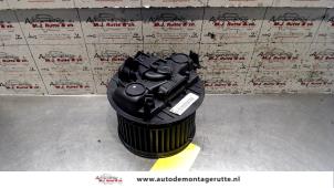 O130235 Gebruikte chaufage ventilatiemotor Renault Megane