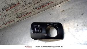 O98665 Gebruikte schakelaar koplamp ihv Seat Toledo
