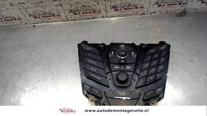 O109715 Gebruikte radiobedienings paneel Ford Focus