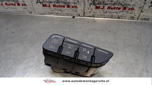 O77109 Gebruikte pdc schakelaar Ford Focus