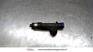 O121435 Gebruikte injector (benzine injectie) Dacia Logan