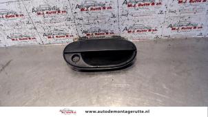 O80685 Gebruikte deurgreep 2deurs rechts Hyundai Excel