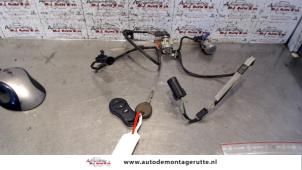 O81892 Gebruikte cilinderslot portier rechts Chrysler Sebring