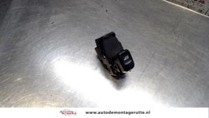 O108134 Gebruikte elektrisch raam schakelaar Volvo S60