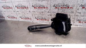 O103310 Gebruikte ruitenwis schakelaar Opel Agila