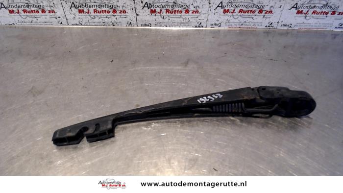 Gebruikte Ruitenwisserarm achter Opel Agila O97446
