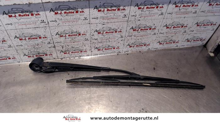 Gebruikte Ruitenwisserarm achter Mercedes C-Klasse O97404