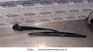 O97404 Gebruikte ruitenwisserarm achter Mercedes C-Klasse