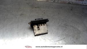 O130976 Gebruikte kachel weerstand Nissan Micra
