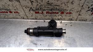 O121313 Gebruikte injector (benzine injectie) Opel Corsa