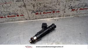 O121301 Gebruikte injector (benzine injectie) Opel Corsa