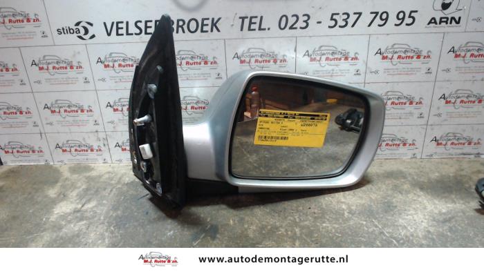 Gebruikte Buitenspiegel rechts Kia Carnival O87368