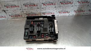 O119468 Gebruikte zekeringkast Peugeot 206