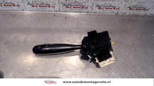 O102223 Gebruikte richtingaanwijzer schakelaar Toyota Yaris