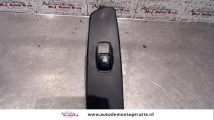 O107701 Gebruikte ruit schakelaar elektrisch Ssang Yong Rexton