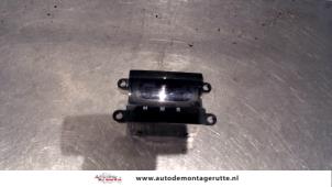 O99028 Gebruikte klok (tijd) Ssang Yong Rexton