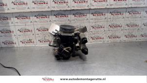 O122942 Gebruikte gasklephuis Nissan Almera