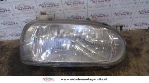 O73556 Gebruikte rechter koplamp Volkswagen Golf
