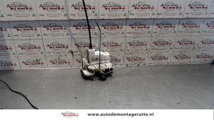 O83621 Gebruikte slotmechaniek portier 4deurs rechts-voor Fiat Panda