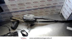 O118500 Gebruikte ruitenwismotor+mechaniek Mercedes 200 - 500