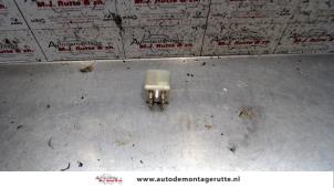 O105037 Gebruikte relais Mercedes 200 - 500