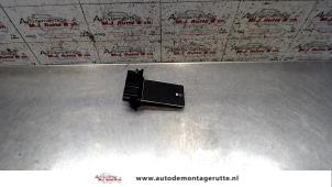 O130989 Gebruikte kachel weerstand Nissan Almera