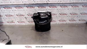 O130151 Gebruikte chaufage ventilatiemotor Citroen C2