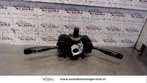 O103071 Gebruikte schakelaar stuurkolom (licht) Daihatsu Young RV