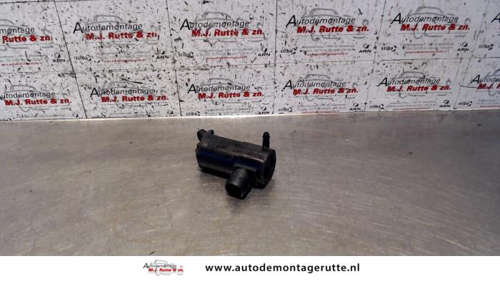Gebruikte Ruitensproeierpomp voor Ssang Yong Rexton O115409