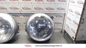 O73912 Gebruikte rechter koplamp Jeep Cherokee