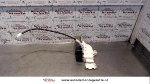 O83722 Gebruikte deurslot mechaniek 4deurs rechts-voor Citroen C4