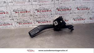 O102187 Gebruikte knipperlicht schakelaar Seat Leon