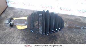O111277 Gebruikte aandrijfas links-voor Renault Megane