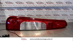 O92633 Gebruikte achterlicht links Ford C-Max