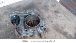 O122410 Gebruikte gasklephuis Opel Astra