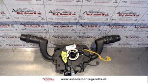 O102527 Gebruikte licht + raw schakelaar Fiat Idea