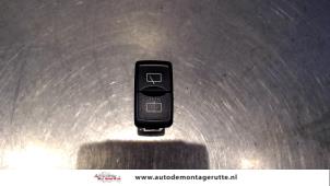 O103583 Gebruikte schakelaar ruitenwisser Ssang Yong Rexton