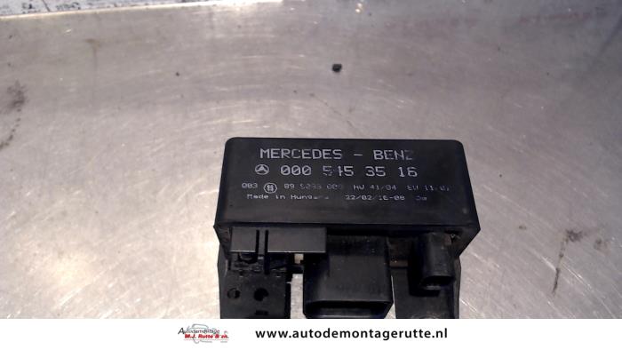 Koeling Module van een Mercedes-Benz Vito (638.1/2) 2.2 CDI 112 16V 2002