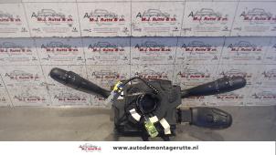 O102932 Gebruikte licht + raw schakelaar Peugeot 206