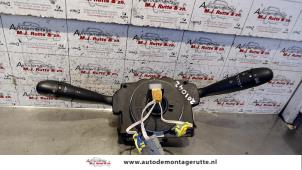 O102966 Gebruikte licht + raw schakelaar Peugeot 206