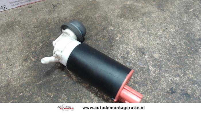 Gebruikte Ruitensproeierpomp voor Toyota Avensis O115714