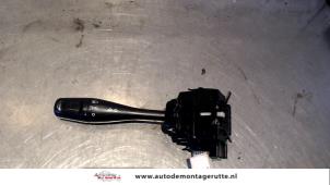 O102092 Gebruikte schakelaar richtingaanwijzer Mitsubishi Space Wagon