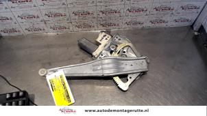 O89042 Gebruikte raammechaniek 4deurs links-achter Toyota Avensis