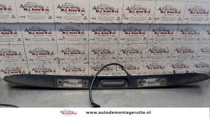 O90592 Gebruikte schakelaar achterklep Saab 9-3