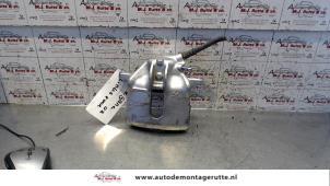 O112026 Gebruikte remklauw (tang) links-voor Renault Megane