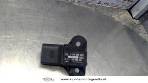 O121808 Gebruikte map sensor (inlaatspruitstuk) Audi A4