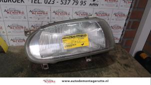 O72098 Gebruikte linker koplamp Volkswagen Golf