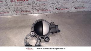 O79846 Gebruikte portiergreep 2deurs links Mini ONE
