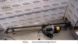 O118847 Gebruikte ruitenwismotor+mechaniek Nissan Interstar